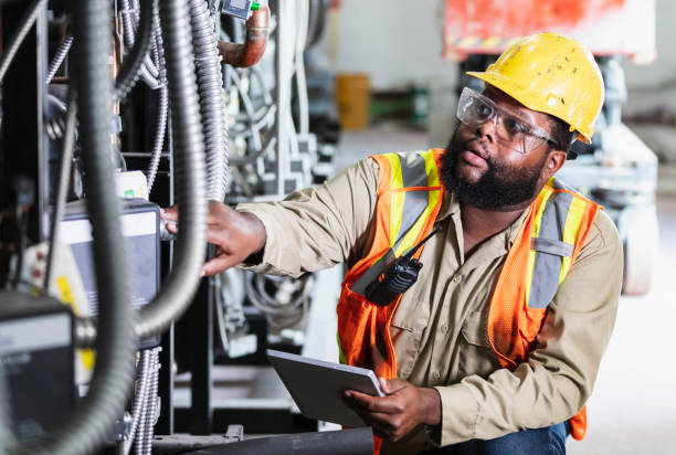  Devens, MA Electrician Pros